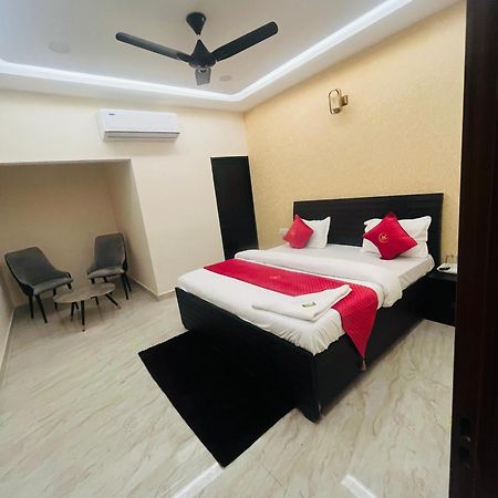 Hotel Royal A Ludhiana Exterior foto