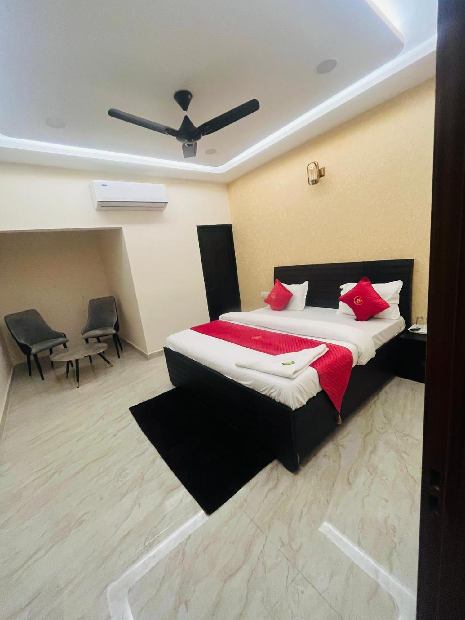 Hotel Royal A Ludhiana Exterior foto